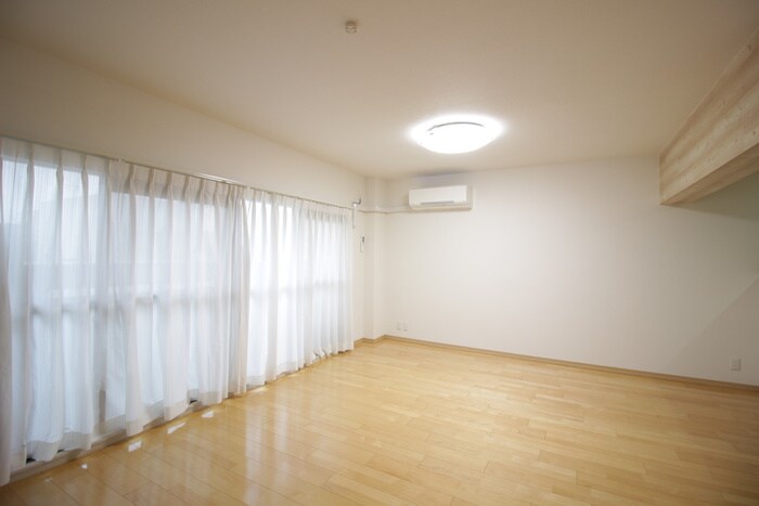 居室 ロータリーマンション栄(503)