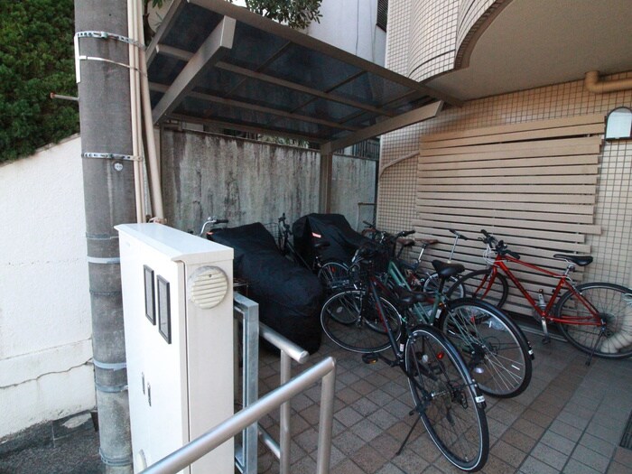 駐車場 よもぎ台マンション