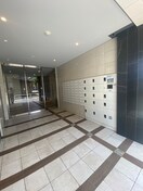 エントランス部分 メイプル岩塚本通