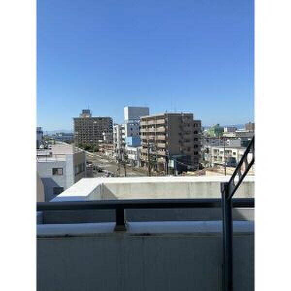 室内からの展望 ﾍﾞﾚ-ｻ築地口ｽﾃ-ｼｮﾝﾀﾜ-