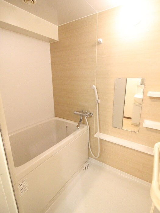 バス／シャワールーム等 ハウスアベニュー