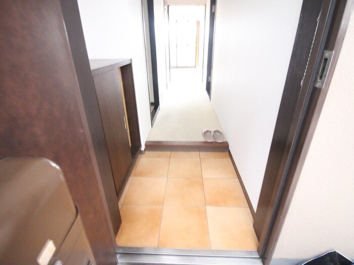 玄関 ハウスアベニュー