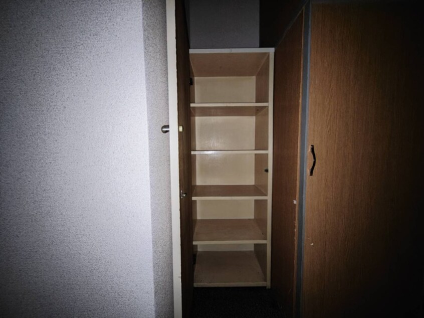 靴箱 プリンセス新栄