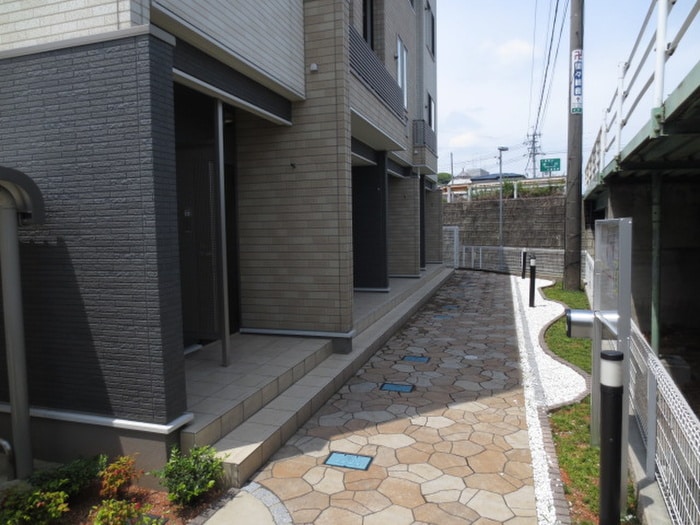 エントランス部分 サクラ