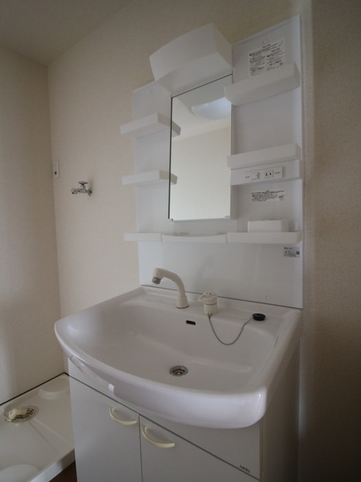 洗面 アンプルール　リーブル　滝の水