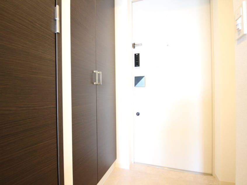 玄関 ｴｽﾃﾑｺｰﾄ名古屋金山ﾐｯﾄﾞｸﾛｽ