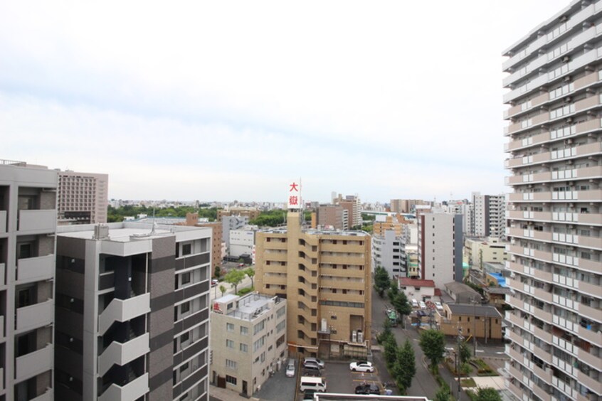 室内からの展望 インプルーブ鶴舞