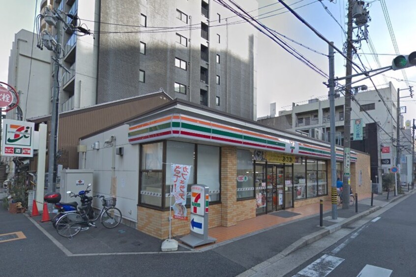 セブンイレブン名古屋泉1丁目店(コンビニ)まで223m ライブコ－ト泉