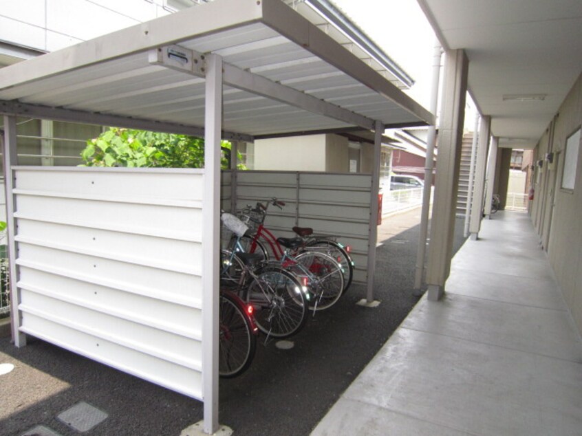 駐輪場 エスポワ－ル２１