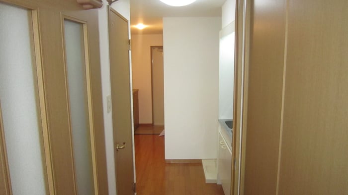 廊下 グレイス今池