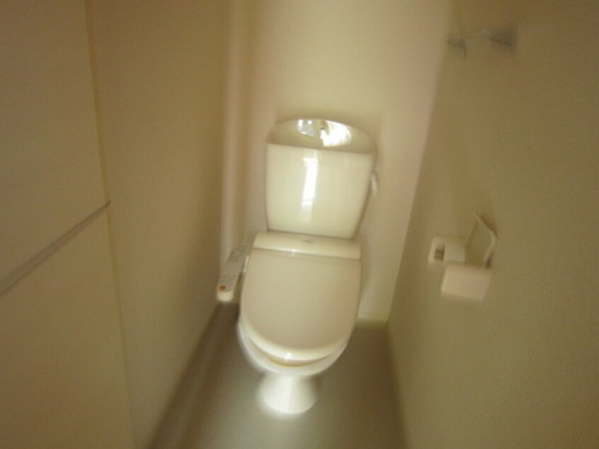 トイレ カーサ　ノリタケ