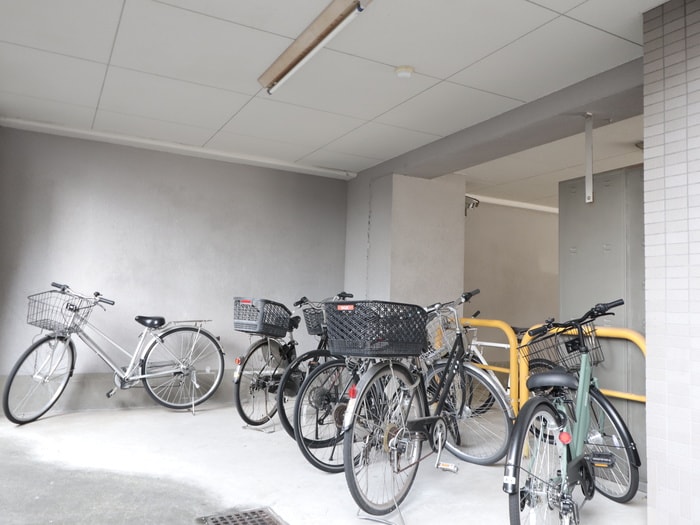 駐輪場 グランパス朝岡