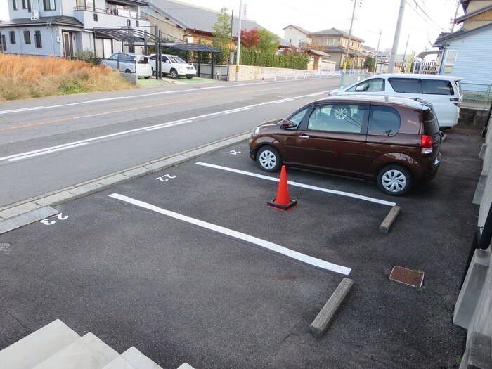 駐車場 オリエンタルヒルズ