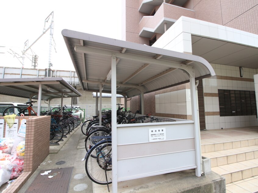 駐輪場 ファ－ニッシュ山王