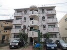 黒川ウエストマンションの外観