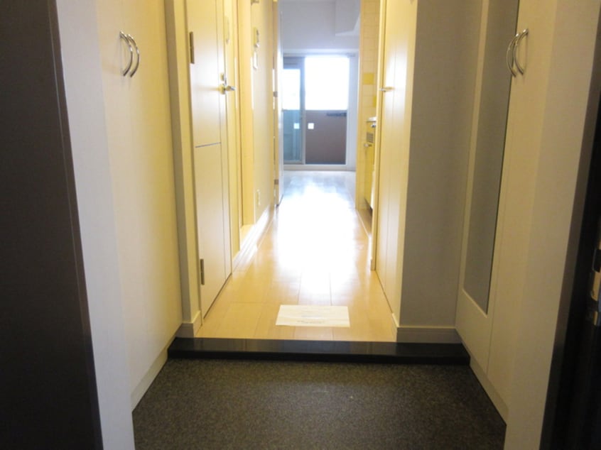 玄関 ﾌﾟﾚｻﾝｽ上前津ﾘﾗｸｼｱ(902)