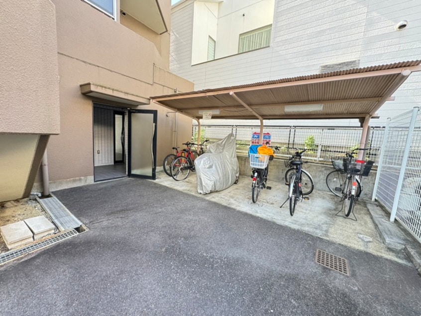 駐輪場 都筑マンション