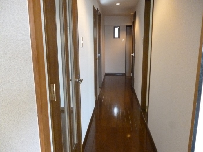 廊下 ファミ－ユ　DAISHIN