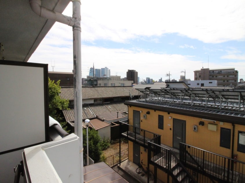 室内からの展望 アドミ－ル栄生