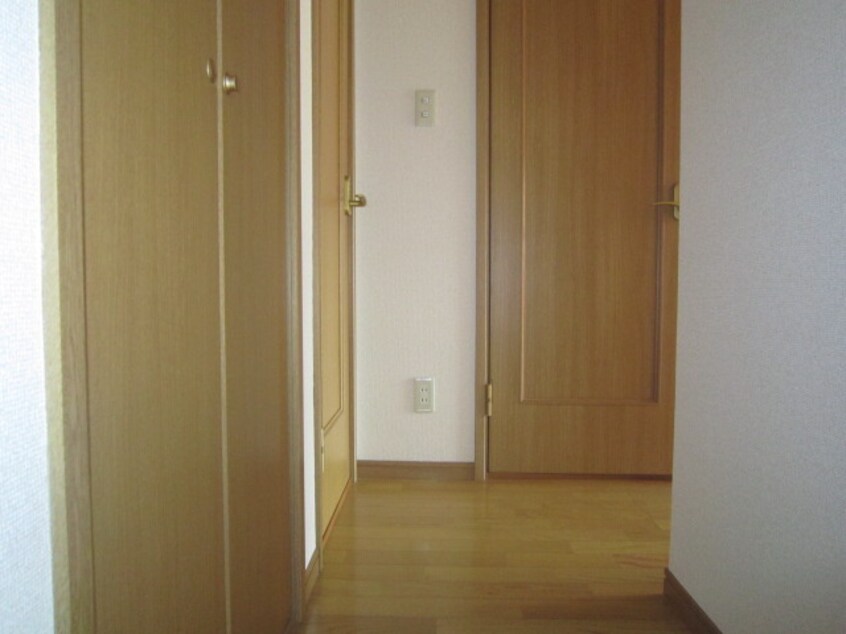 廊下 グレ－ス２