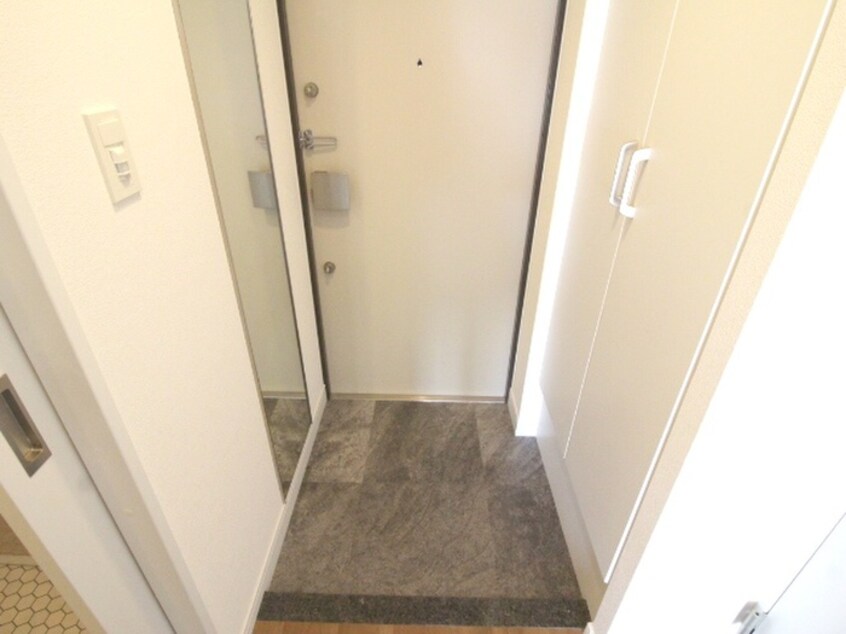 玄関 SHOKEN Residence名古屋今池