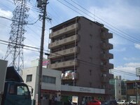 センタ－スクエア師勝