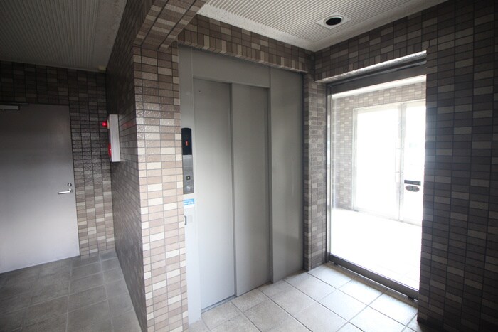 建物設備 センタ－スクエア師勝