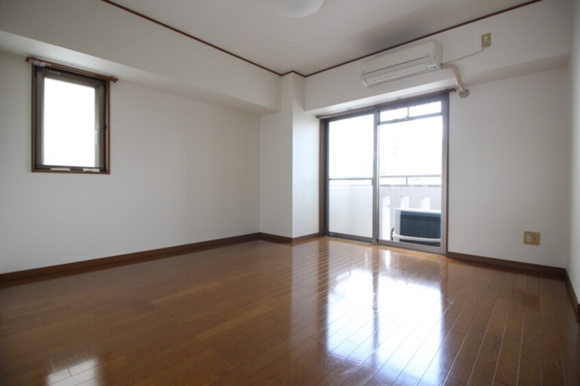 居室 センタ－スクエア師勝