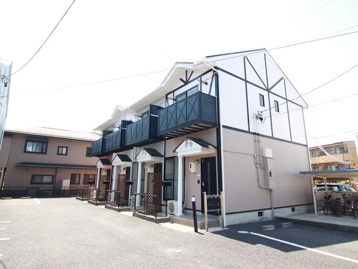 外観写真 VIBRE一色　B棟