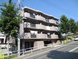 ファミーユすなごＢ棟