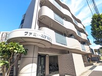 ファミーユすなごＢ棟