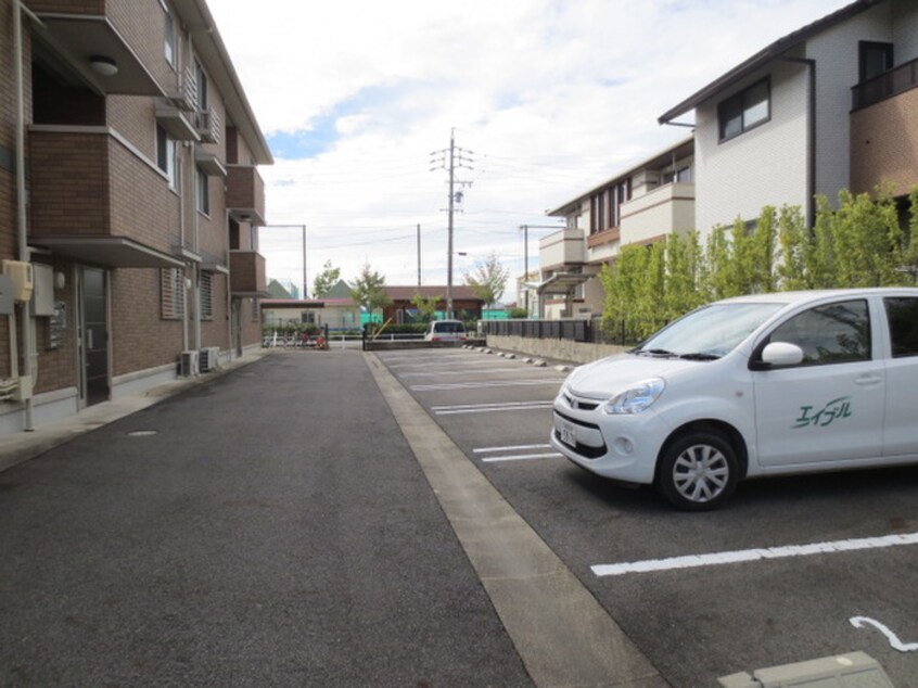 駐車場 グラスウィン