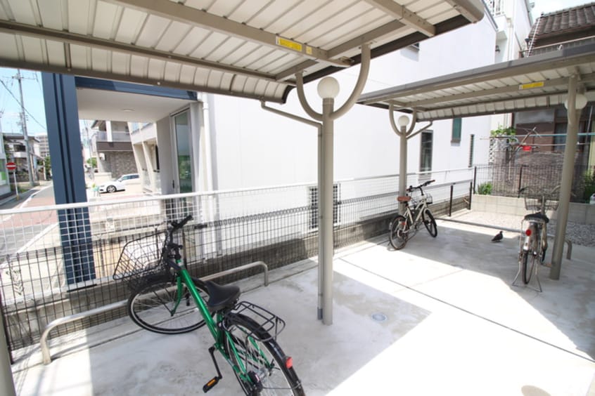 駐輪場 メゾン・ジョワエイト