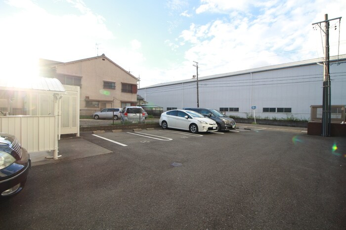 駐車場 ファーニッシュ太平通