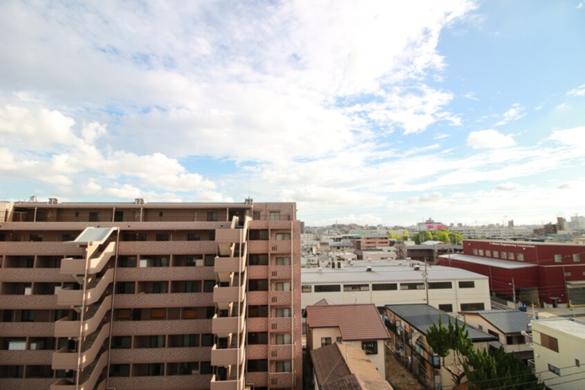 室内からの展望 ファーニッシュ太平通