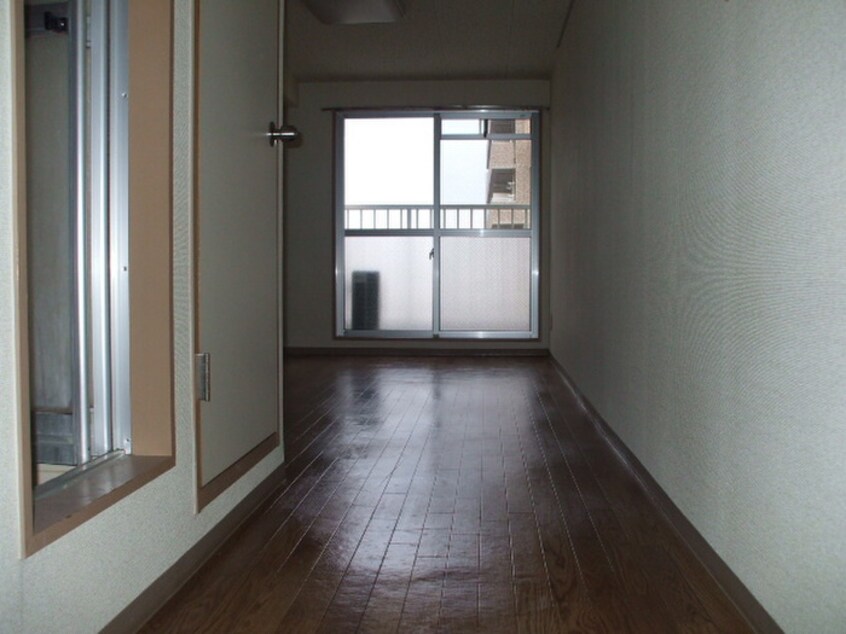居室 シルクビル