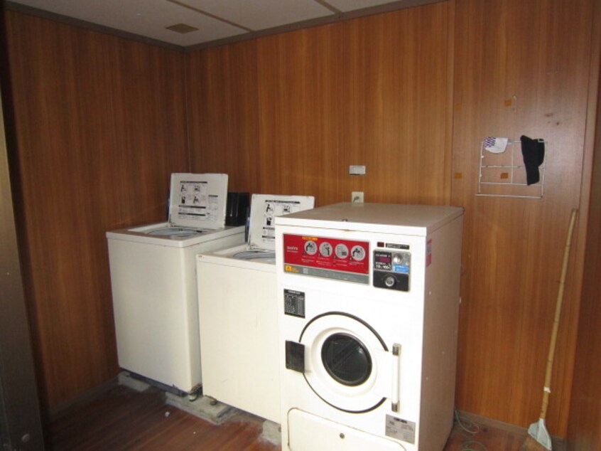 その他 シルクビル