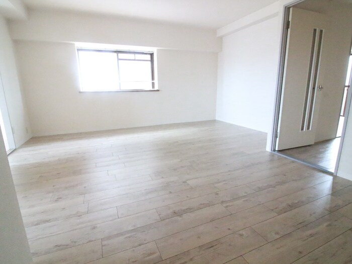 居室 エレガンスマインⅢ