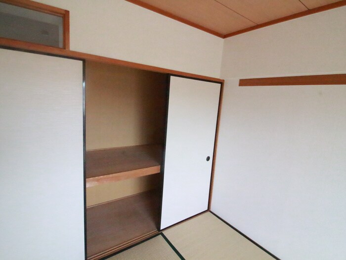 収納 エレガンスマインⅢ