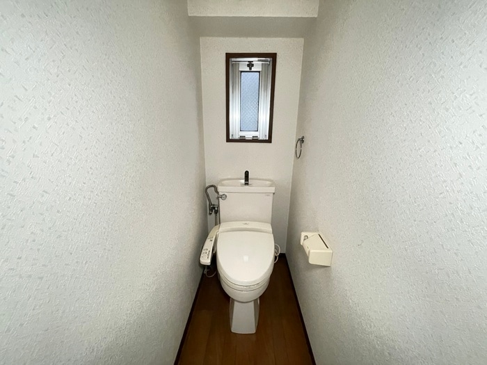 トイレ メゾンルピナス