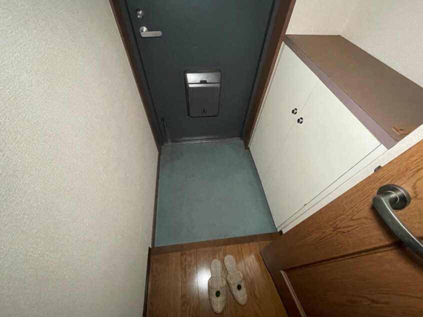 玄関 メゾンルピナス