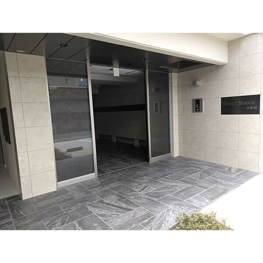 エントランス部分 ベルルージュ名駅西