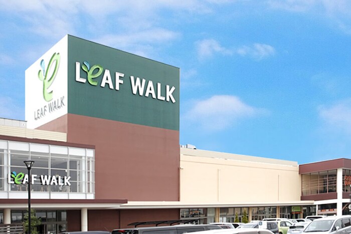 リーフウォーク稲沢(ショッピングセンター/アウトレットモール)まで300m エクセレンス