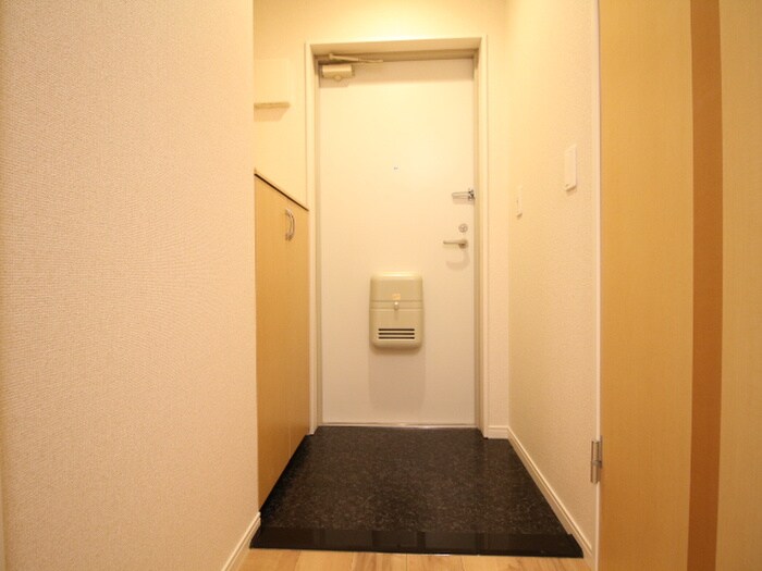 玄関 ドエル山王
