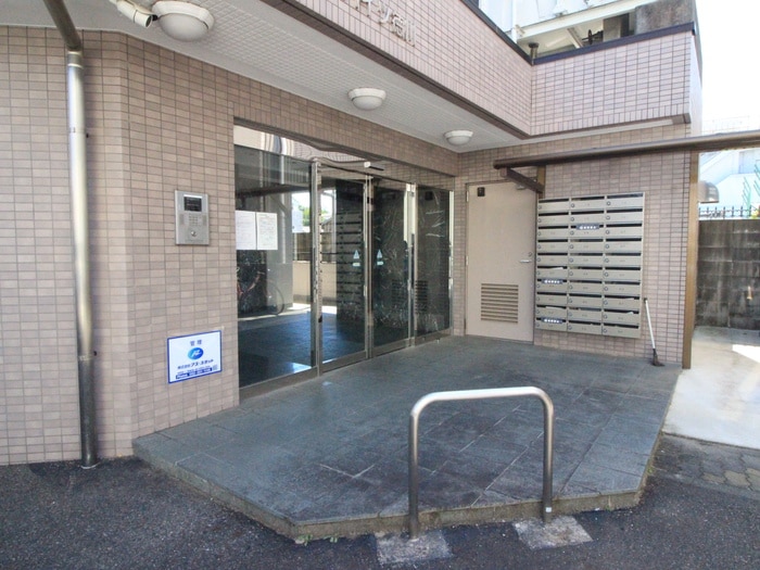 エントランス部分 グリーンハイツ徳川