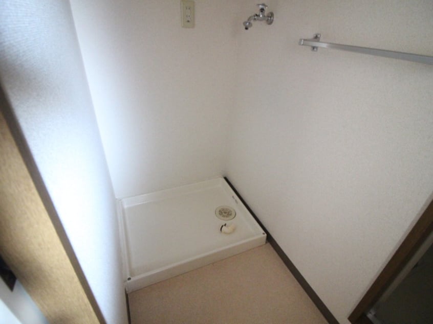 洗濯機置場 グリーンハイツ徳川