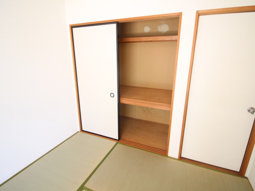 収納 プレジール栄
