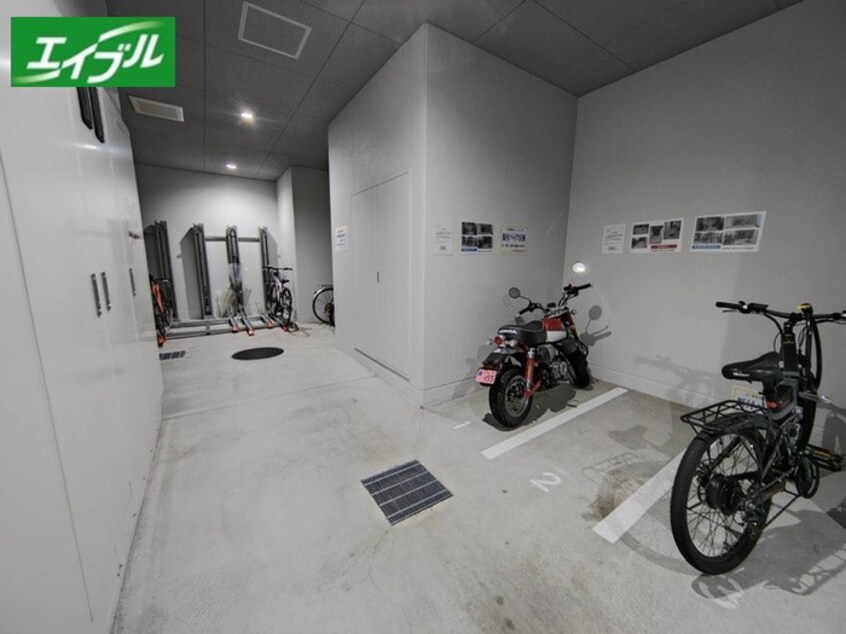 駐輪場 プレミアムコート新栄