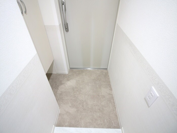 玄関 プレミアムコート新栄