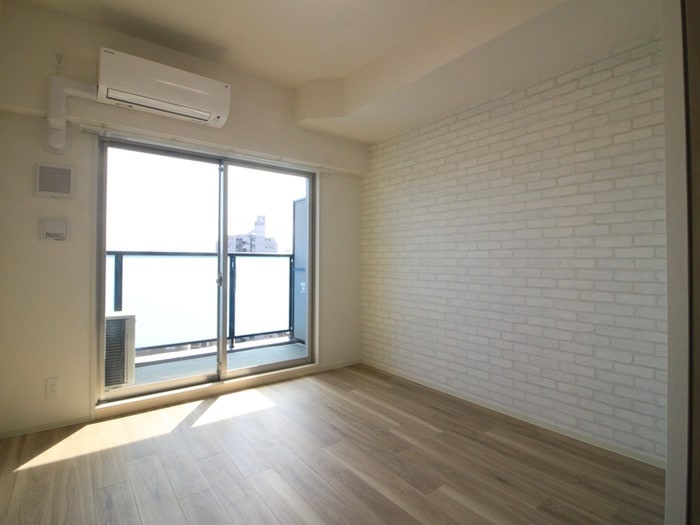 居室 ﾌﾟﾚｻﾝｽ新栄ﾕﾘｼｽ(806)